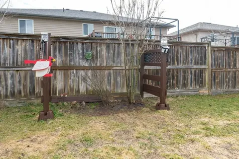 27 Forest Valley Drive Quinte West ON K0K 2C0