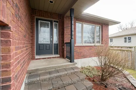 27 Forest Valley Drive Quinte West ON K0K 2C0