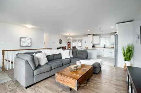 27 Forest Valley Drive Quinte West ON K0K 2C0