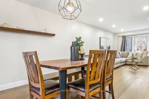 1 Parkway Place Hamilton ON L9H 6K3