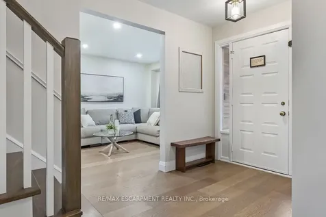 1 Parkway Place Hamilton ON L9H 6K3
