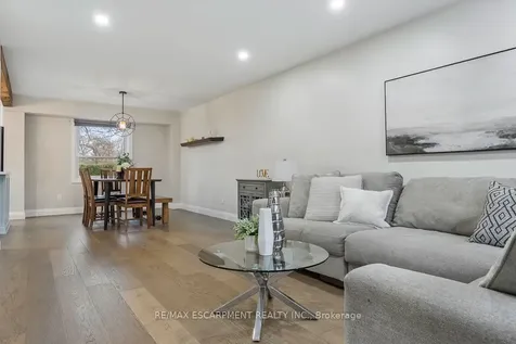 1 Parkway Place Hamilton ON L9H 6K3