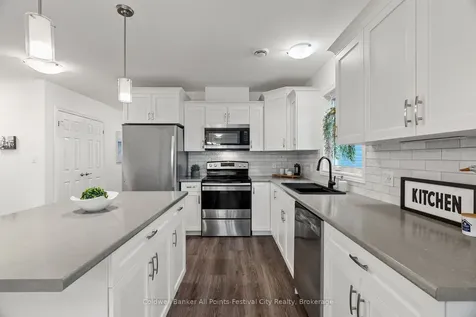 197 Lake Breeze Drive Ashfield-colborne-wawanosh ON N7A 0C6