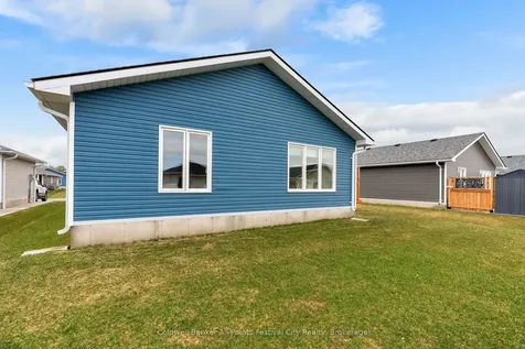 197 Lake Breeze Drive Ashfield-colborne-wawanosh ON N7A 0C6