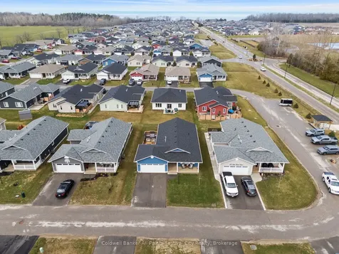 197 Lake Breeze Drive Ashfield-colborne-wawanosh ON N7A 0C6