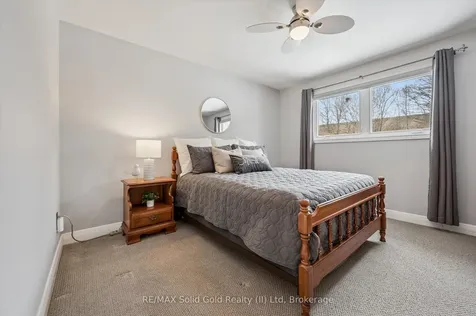 390 Dumfries Avenue Waterloo ON N2H 2G1