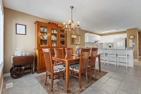 37 Upper Canada Drive Norfolk ON N0E 1M0