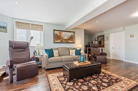 37 Upper Canada Drive Norfolk ON N0E 1M0