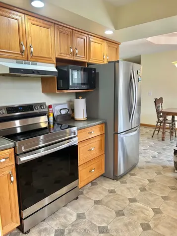 397 1st Street S Hanover ON N4N 3T8