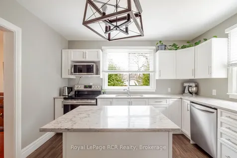 662 7th Avenue E Owen Sound ON N4K 2X8