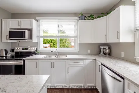 662 7th Avenue E Owen Sound ON N4K 2X8