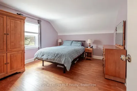 662 7th Avenue E Owen Sound ON N4K 2X8