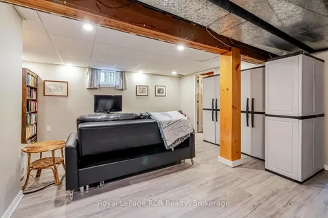 662 7th Avenue E Owen Sound ON N4K 2X8