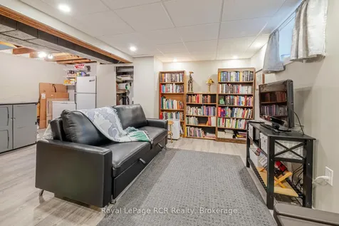 662 7th Avenue E Owen Sound ON N4K 2X8