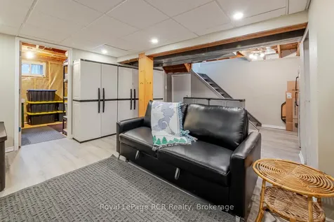 662 7th Avenue E Owen Sound ON N4K 2X8