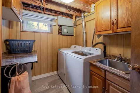 662 7th Avenue E Owen Sound ON N4K 2X8