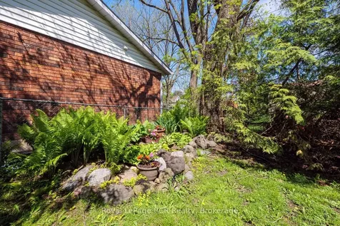 662 7th Avenue E Owen Sound ON N4K 2X8