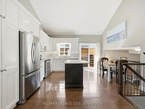 18 Deacon Place Belleville ON K8P 0E9