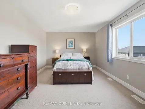 18 Deacon Place Belleville ON K8P 0E9