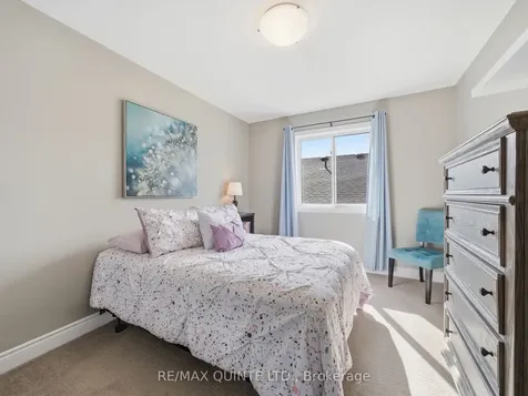 18 Deacon Place Belleville ON K8P 0E9