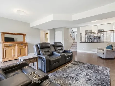 18 Deacon Place Belleville ON K8P 0E9