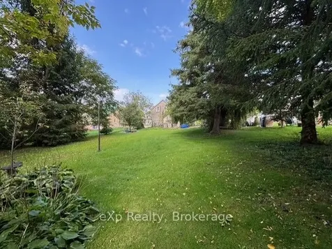 28 Queen Street W Brockton ON N0G 1S0
