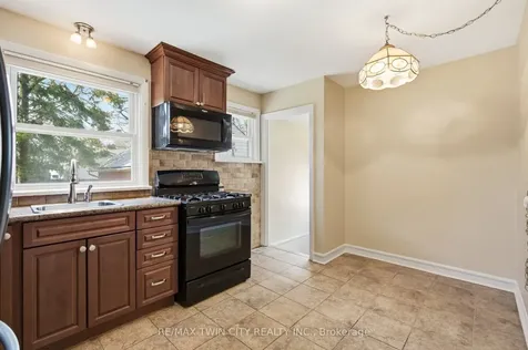 58 Lowrey Avenue S Cambridge ON N1R 4Z6