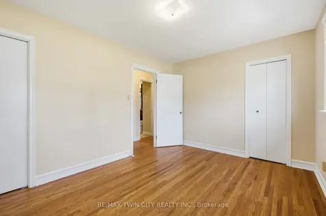 58 Lowrey Avenue S Cambridge ON N1R 4Z6