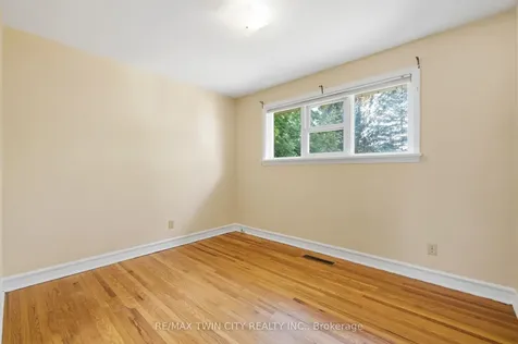 58 Lowrey Avenue S Cambridge ON N1R 4Z6