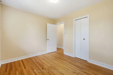 58 Lowrey Avenue S Cambridge ON N1R 4Z6