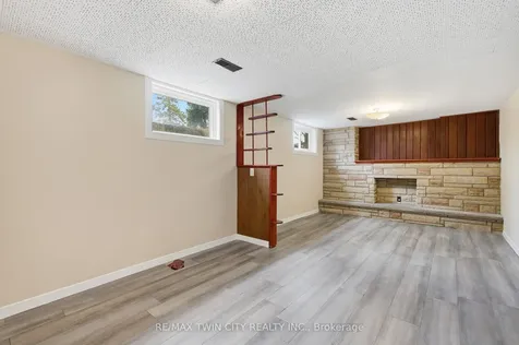 58 Lowrey Avenue S Cambridge ON N1R 4Z6