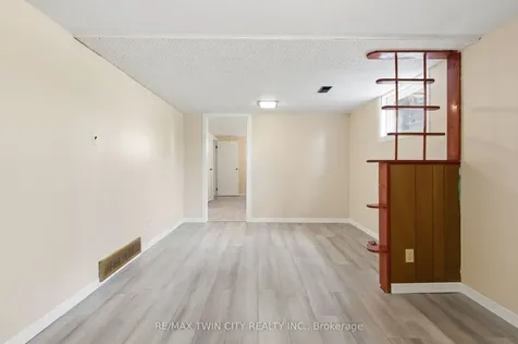 58 Lowrey Avenue S Cambridge ON N1R 4Z6