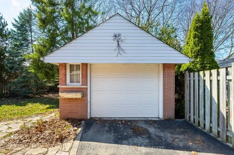 58 Lowrey Avenue S Cambridge ON N1R 4Z6
