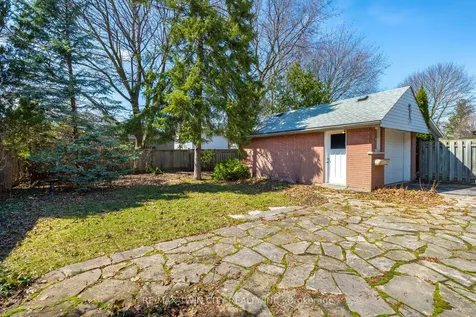 58 Lowrey Avenue S Cambridge ON N1R 4Z6