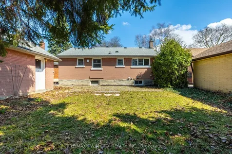 58 Lowrey Avenue S Cambridge ON N1R 4Z6