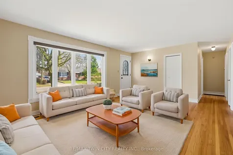 58 Lowrey Avenue S Cambridge ON N1R 4Z6