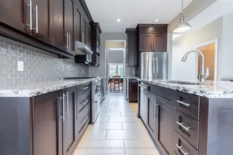 135 Forest Ridge Court Welland ON L3C 0C2