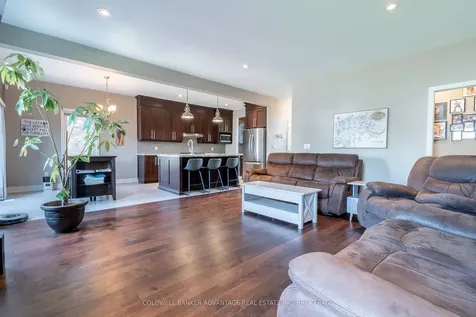 135 Forest Ridge Court Welland ON L3C 0C2
