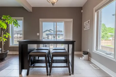 135 Forest Ridge Court Welland ON L3C 0C2
