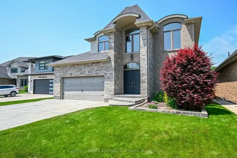 135 Forest Ridge Court Welland ON L3C 0C2