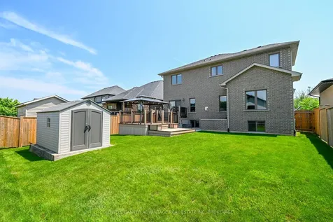 135 Forest Ridge Court Welland ON L3C 0C2