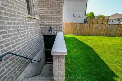 135 Forest Ridge Court Welland ON L3C 0C2