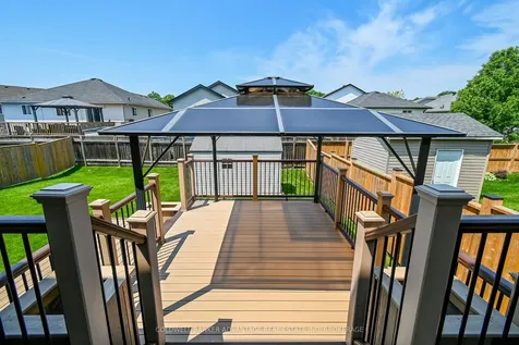 135 Forest Ridge Court Welland ON L3C 0C2