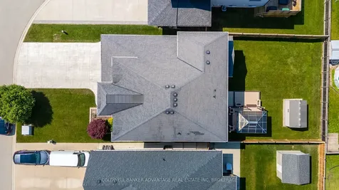 135 Forest Ridge Court Welland ON L3C 0C2