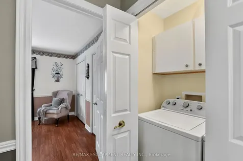12 Courtney Crescent Welland ON L3C 7H9