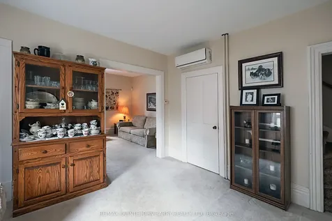 77 Cedar Street Belleville ON K8P 3M2
