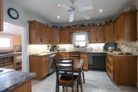 77 Cedar Street Belleville ON K8P 3M2