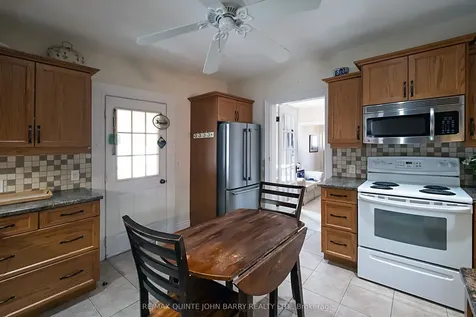 77 Cedar Street Belleville ON K8P 3M2