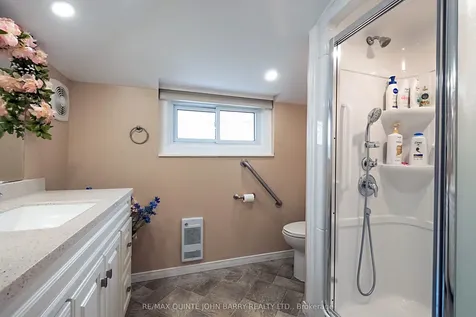77 Cedar Street Belleville ON K8P 3M2