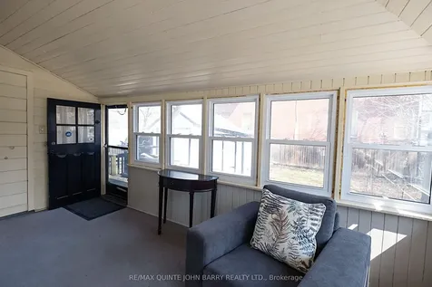 77 Cedar Street Belleville ON K8P 3M2